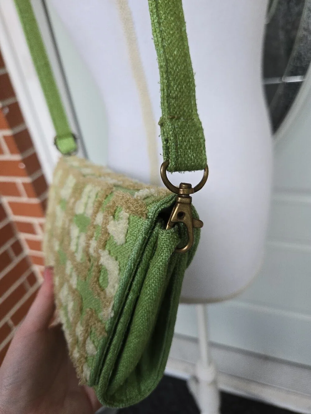 Green Geometric Clutch